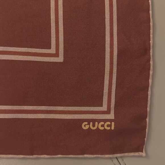 Vintage Authentic Large Gucci Silk Scarf in Burgundy & Brown Interlocking G’s. - Picture 5 of 8